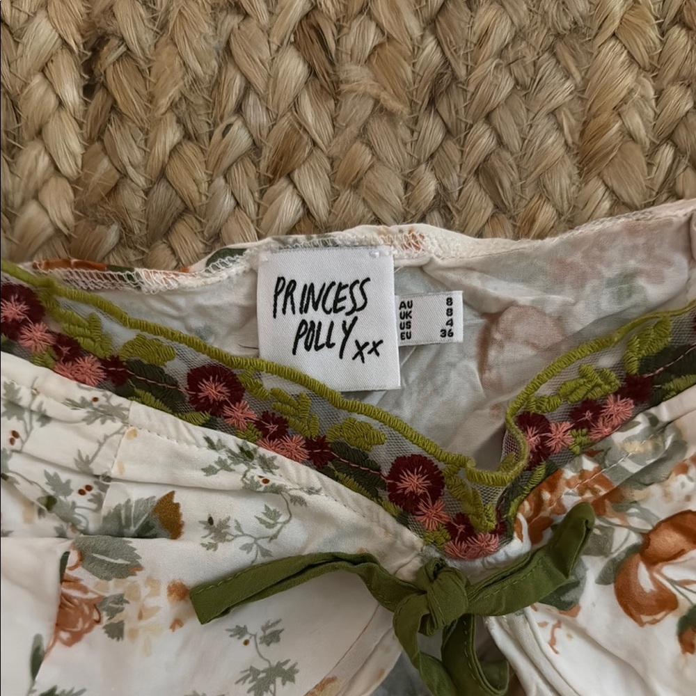 Princess Polly Floral Corset with Green Accents - Picture 2 of 3